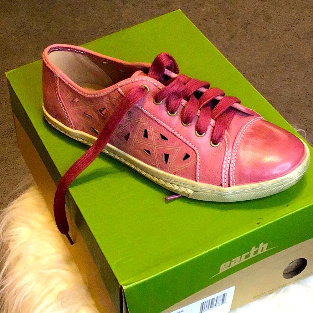 Earth red leather sneaker *Pomelo* Sz 6